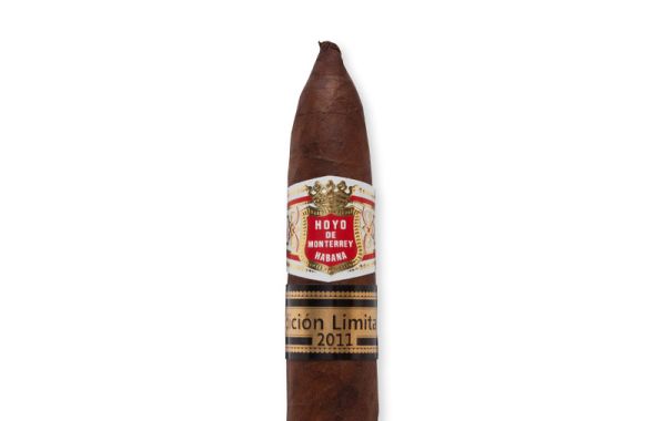 Hoyo-de-Monterrey-Short-Hoyo-Piramides.jpg
